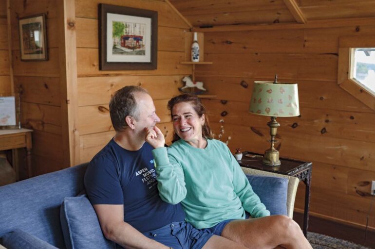 An ambitious restoration of their historic Thousand Islands cottage brought this family back together