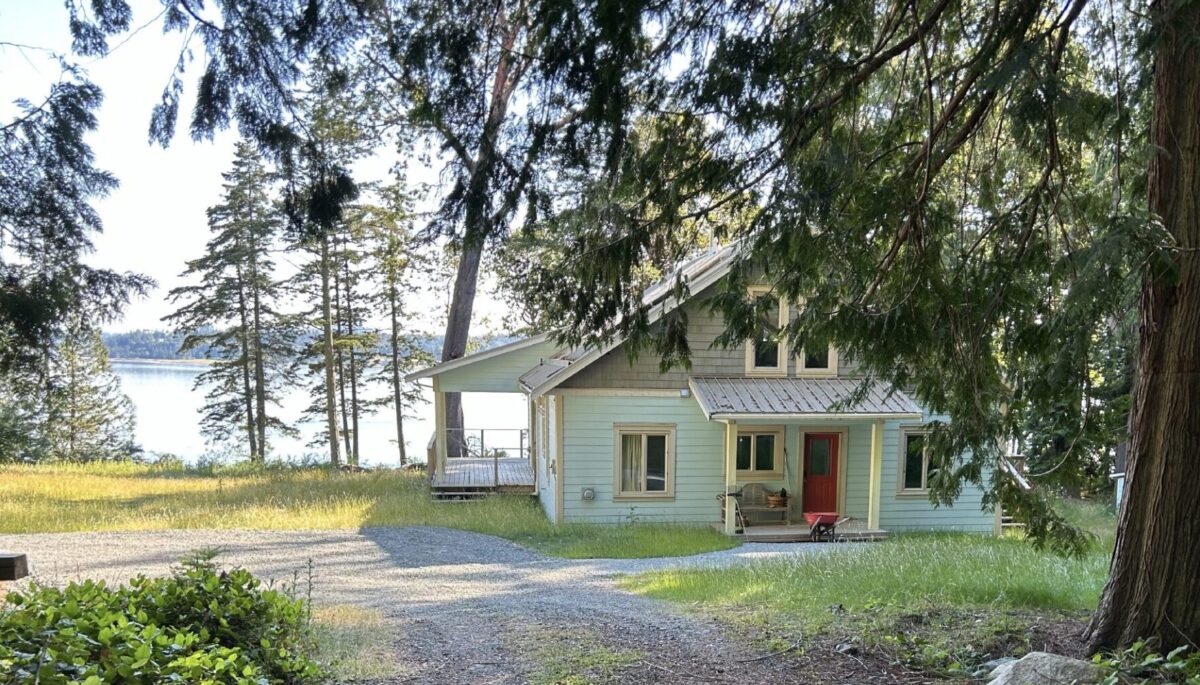 $599K for a Christian Island cottage with a connected bunkie