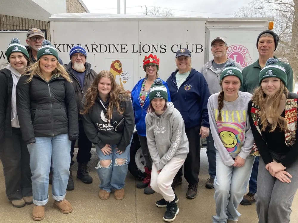 Kincardine students’ holiday hustle brings huge gains for food bank