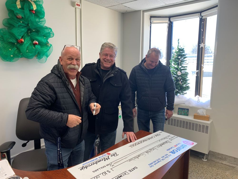 Auto belt anxiety: One big London-area layoff, many charity questions