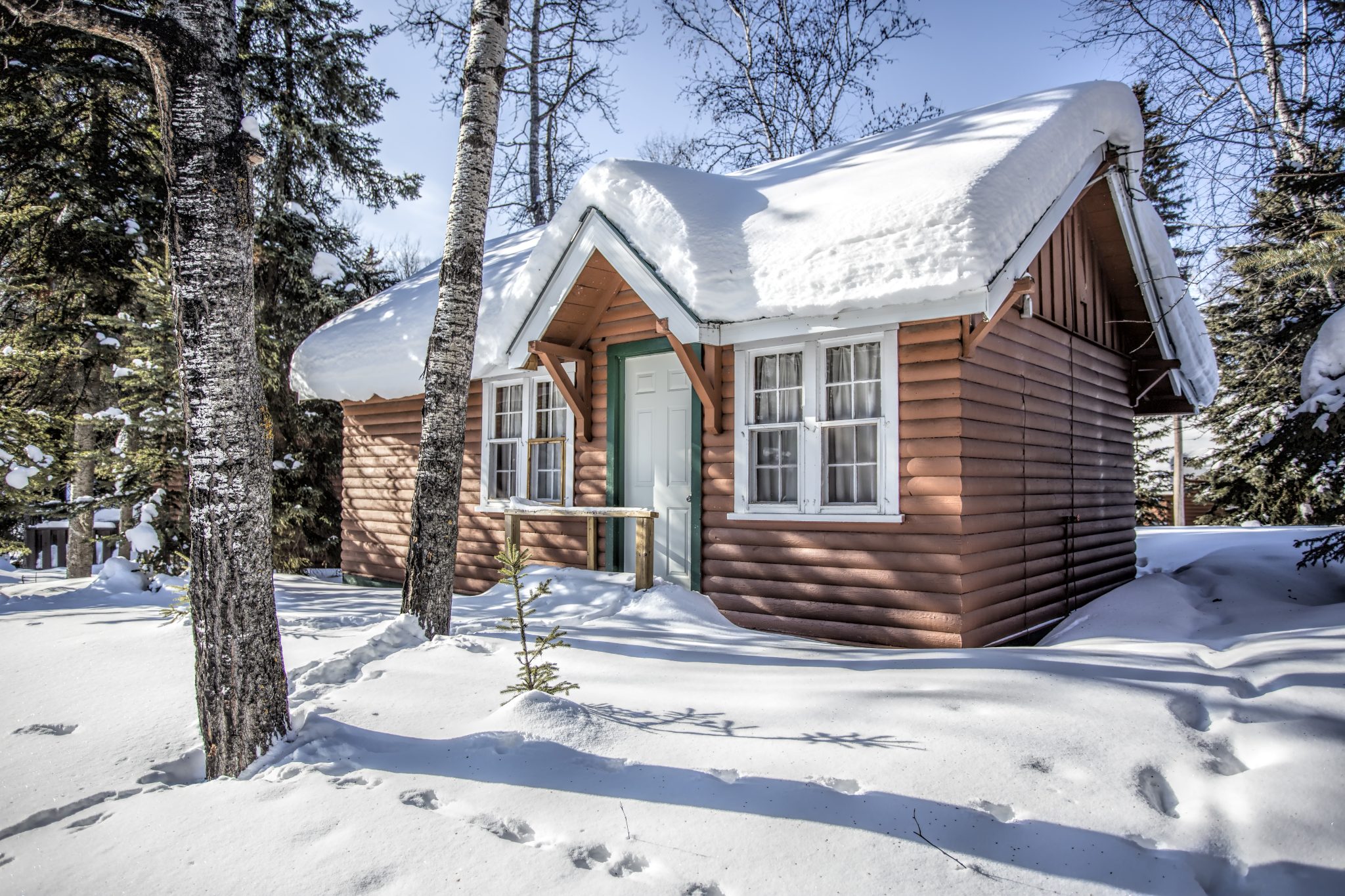 Two realtors share their tips for buying a cottage in winter