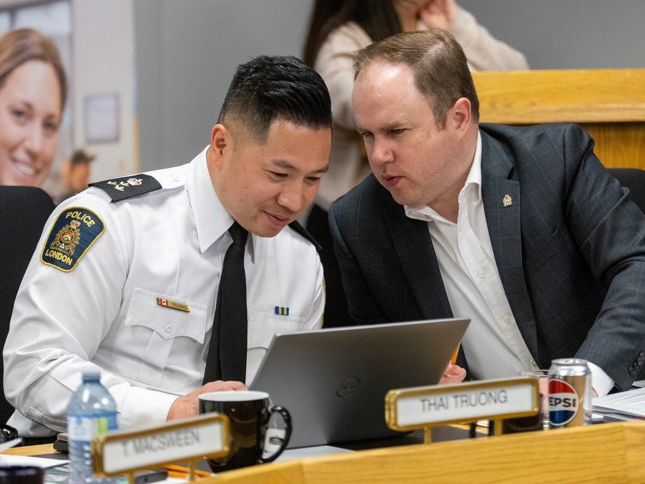 Toronto police corruption probe triggers review of all Ontario forces