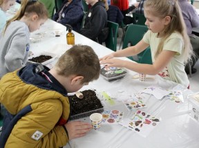 Ripley horticulturalists go green for March meeting