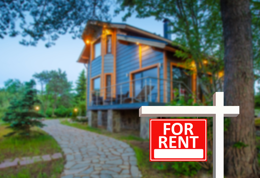 Is Heated Rivalry—and its iconic cottage episode—upping an interest in cottage rentals this summer?