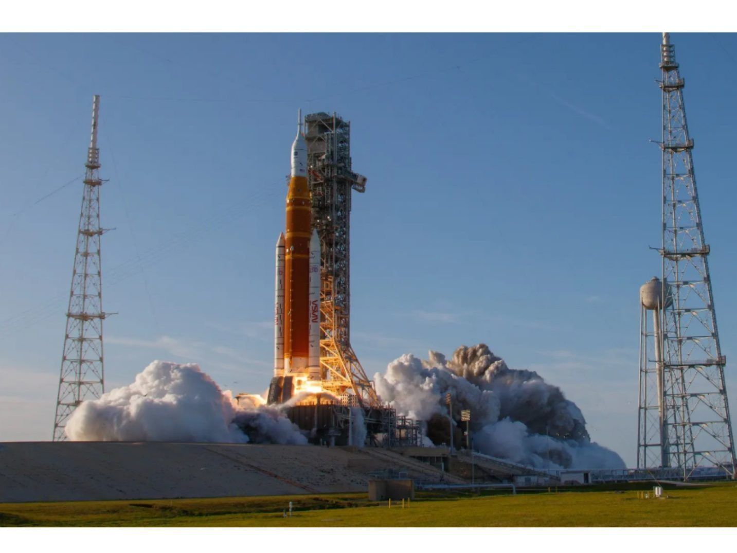 Local farmer’s camera skills carry him to Artemis II launch: ‘Mind-blowing’